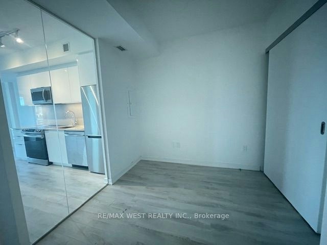 910-50 Power Street, Toronto, ON, M5A 0V3 - 12