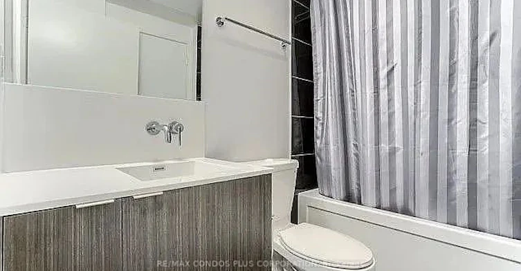 4403-100 Harbour Street, Toronto, ON, M5J 1B7 - 9