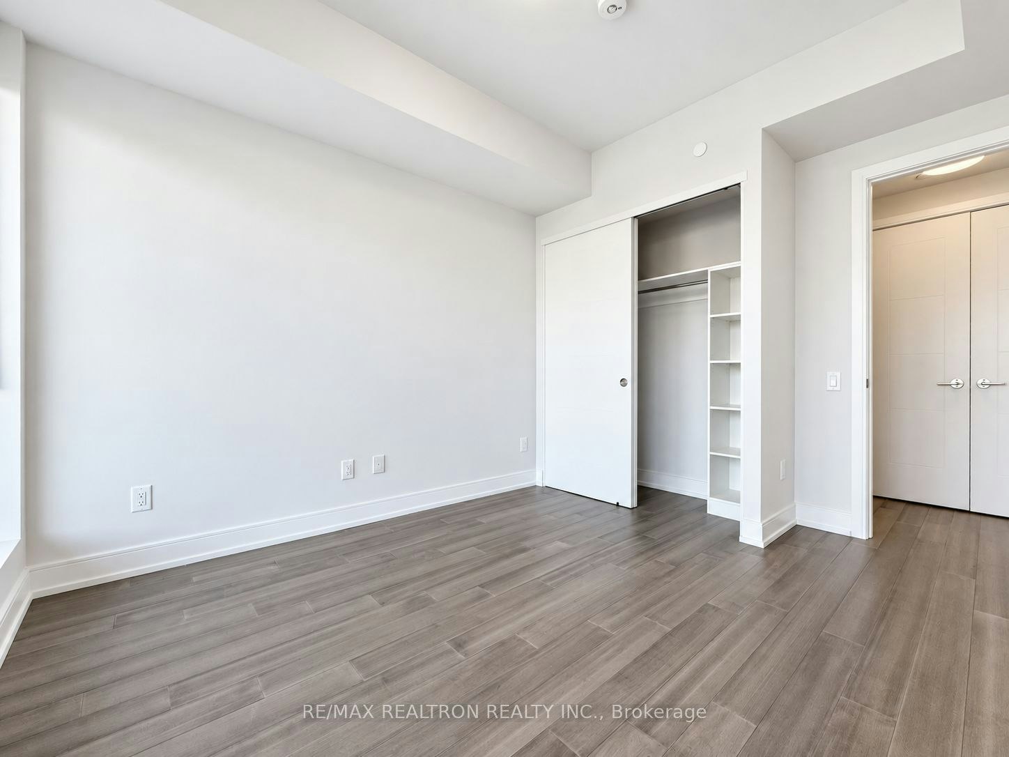 1004-664 Spadina Avenue, Toronto, ON, M5S 2H7 - 8