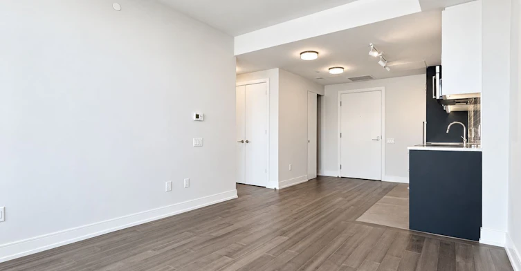 1004-664 Spadina Avenue, Toronto, ON, M5S 2H7 - 4