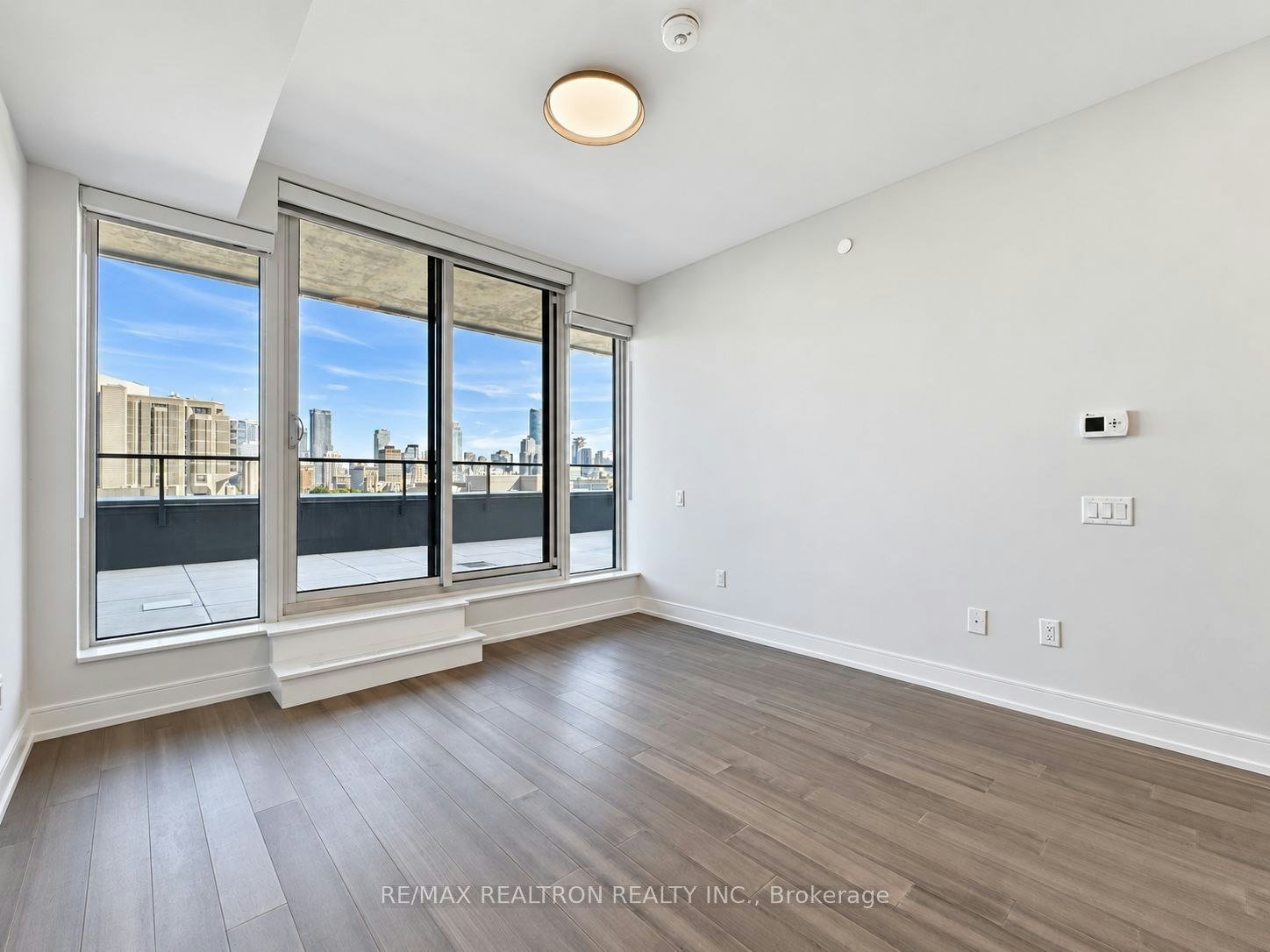 1004-664 Spadina Avenue, Toronto, ON, M5S 2H7 - 5