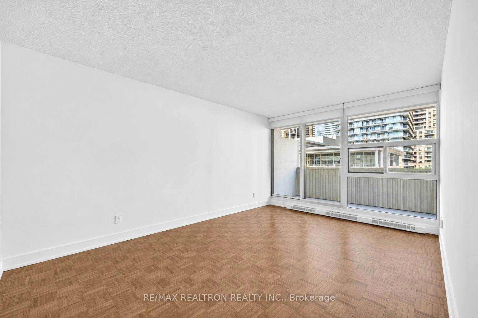 1108-33 Isabella Street, Toronto, ON, M4Y 2P7 - 2