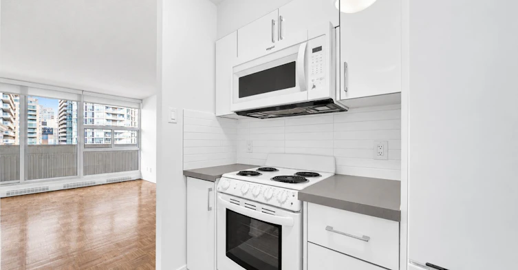 1108-33 Isabella Street, Toronto, ON, M4Y 2P7 - 6