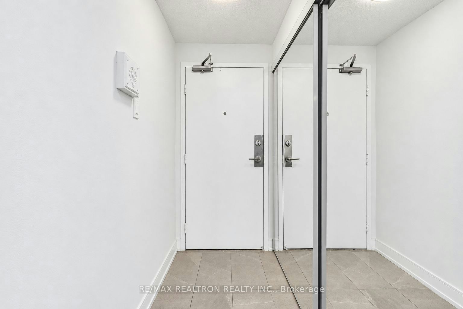 1108-33 Isabella Street, Toronto, ON, M4Y 2P7 - 10