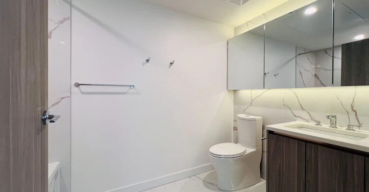 5607-1 Concord Cityplace Way, Toronto, ON, M5V 0X3 - 12