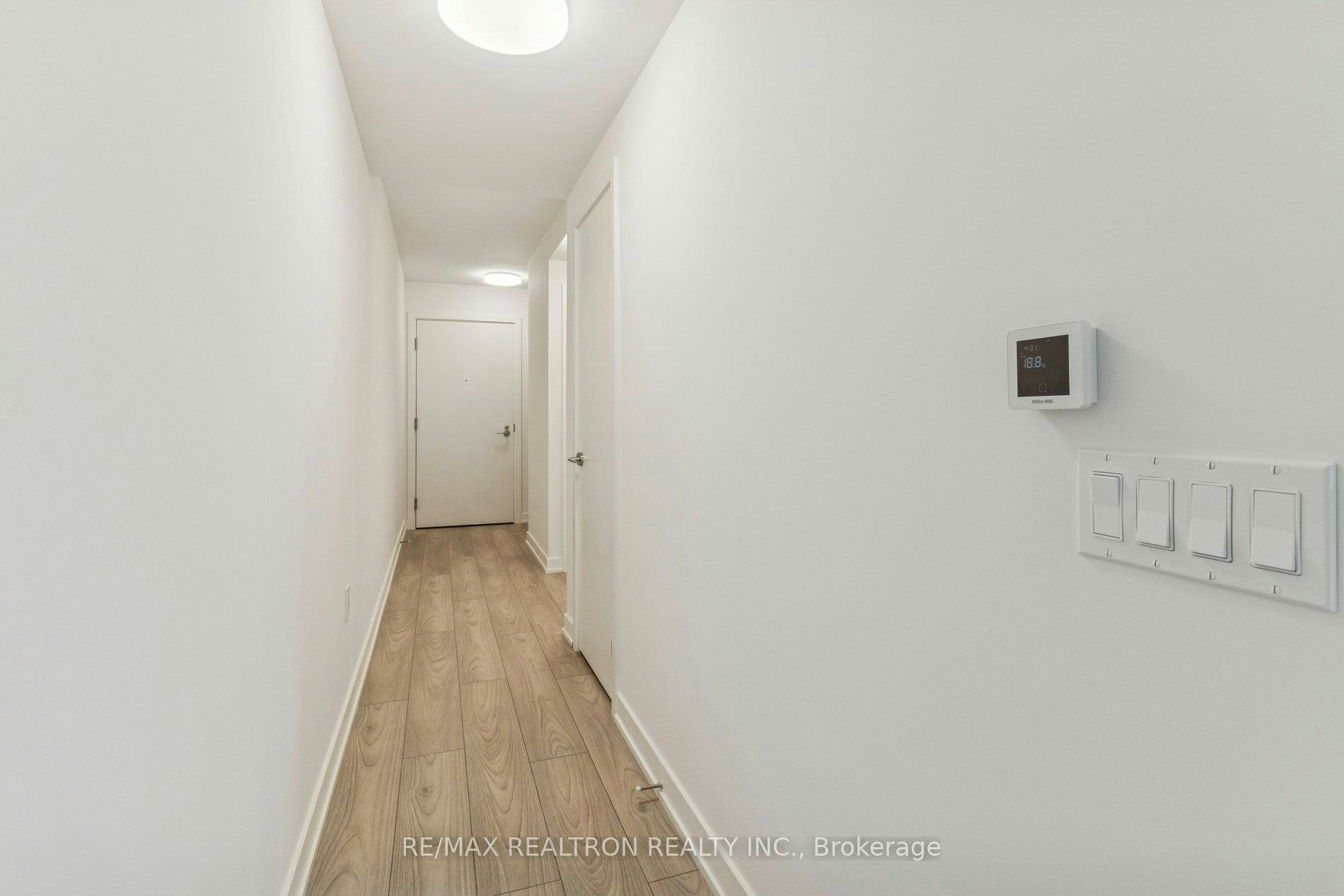#502N-120 Broadway Avenue, Toronto, ON, M4P 1V6 - 7