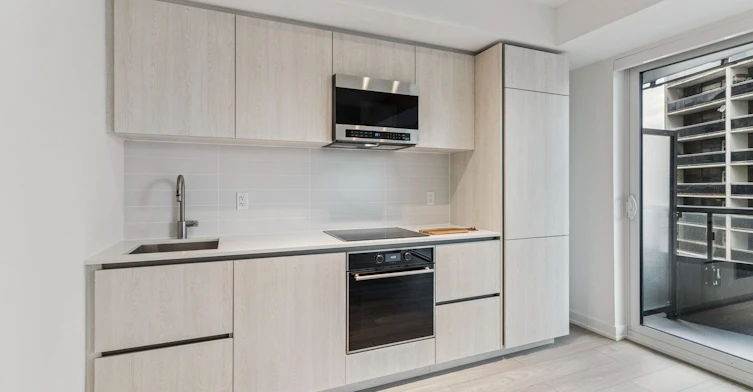 #502N-120 Broadway Avenue, Toronto, ON, M4P 1V6 - 14