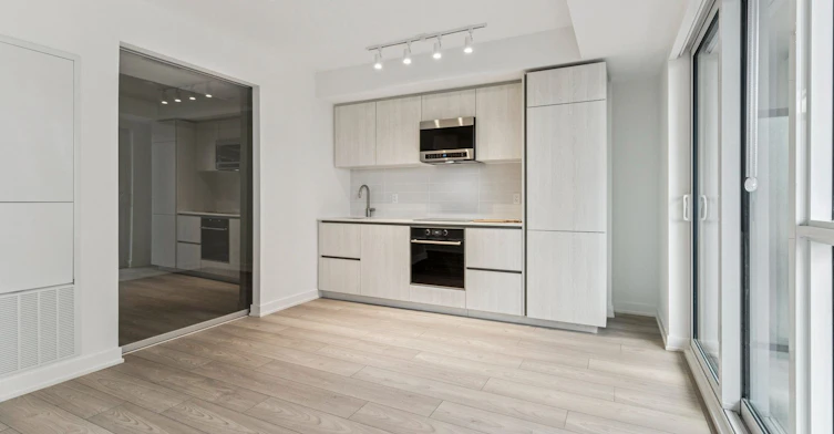 #502N-120 Broadway Avenue, Toronto, ON, M4P 1V6 - 12