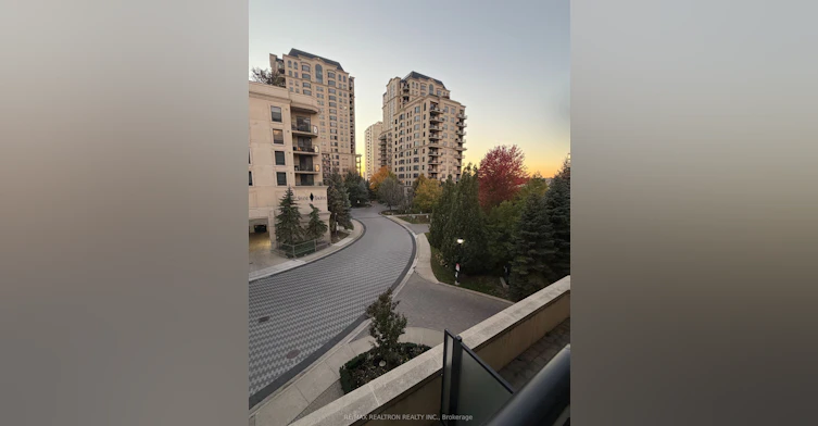 311-676 Sheppard Avenue E, Toronto, ON, M2K 3E7 - 2