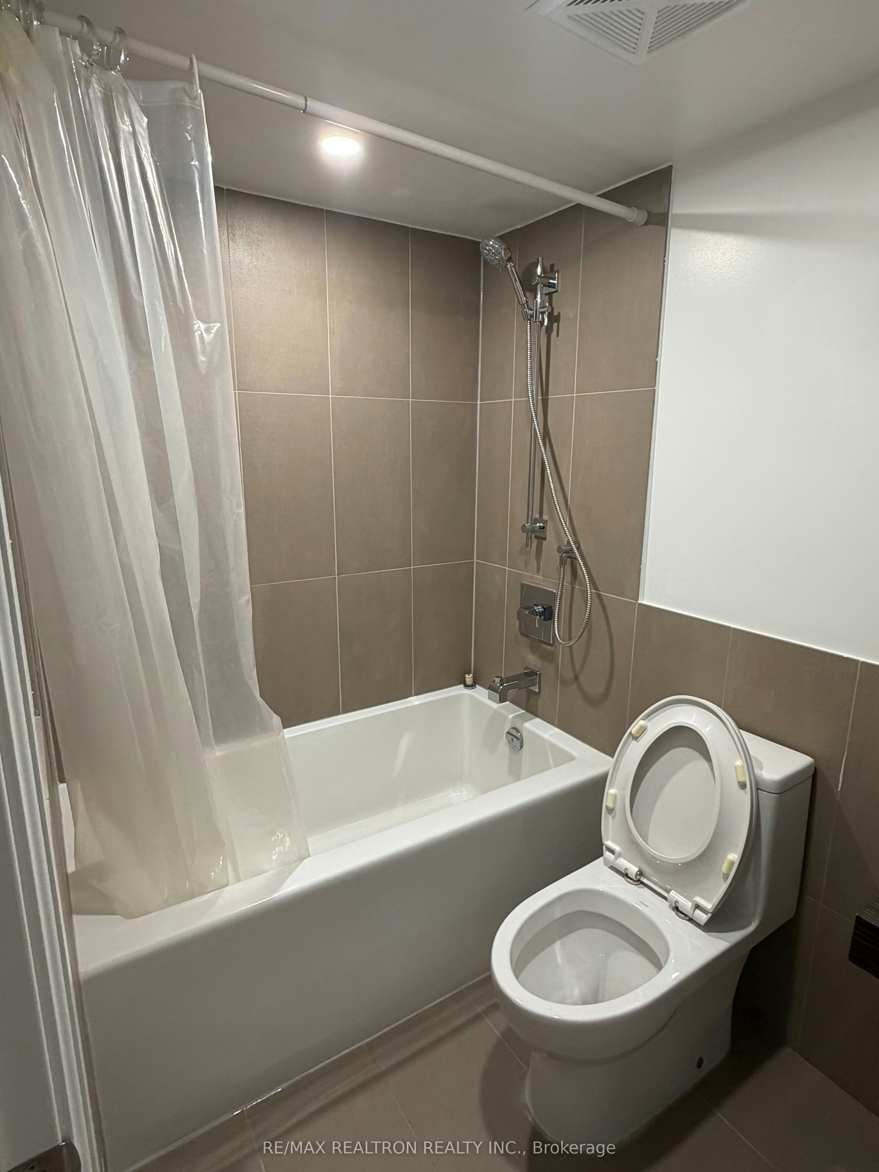 311-676 Sheppard Avenue E, Toronto, ON, M2K 3E7 - 9