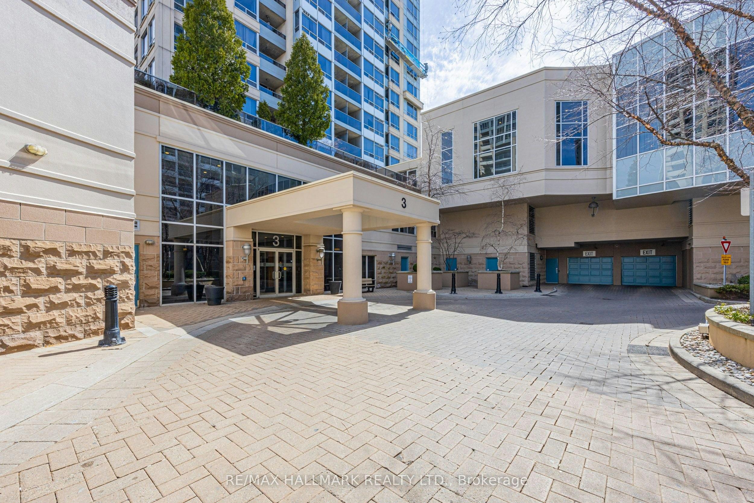 112-3 Rean Drive, Toronto, ON, M2K 3C2 - 24