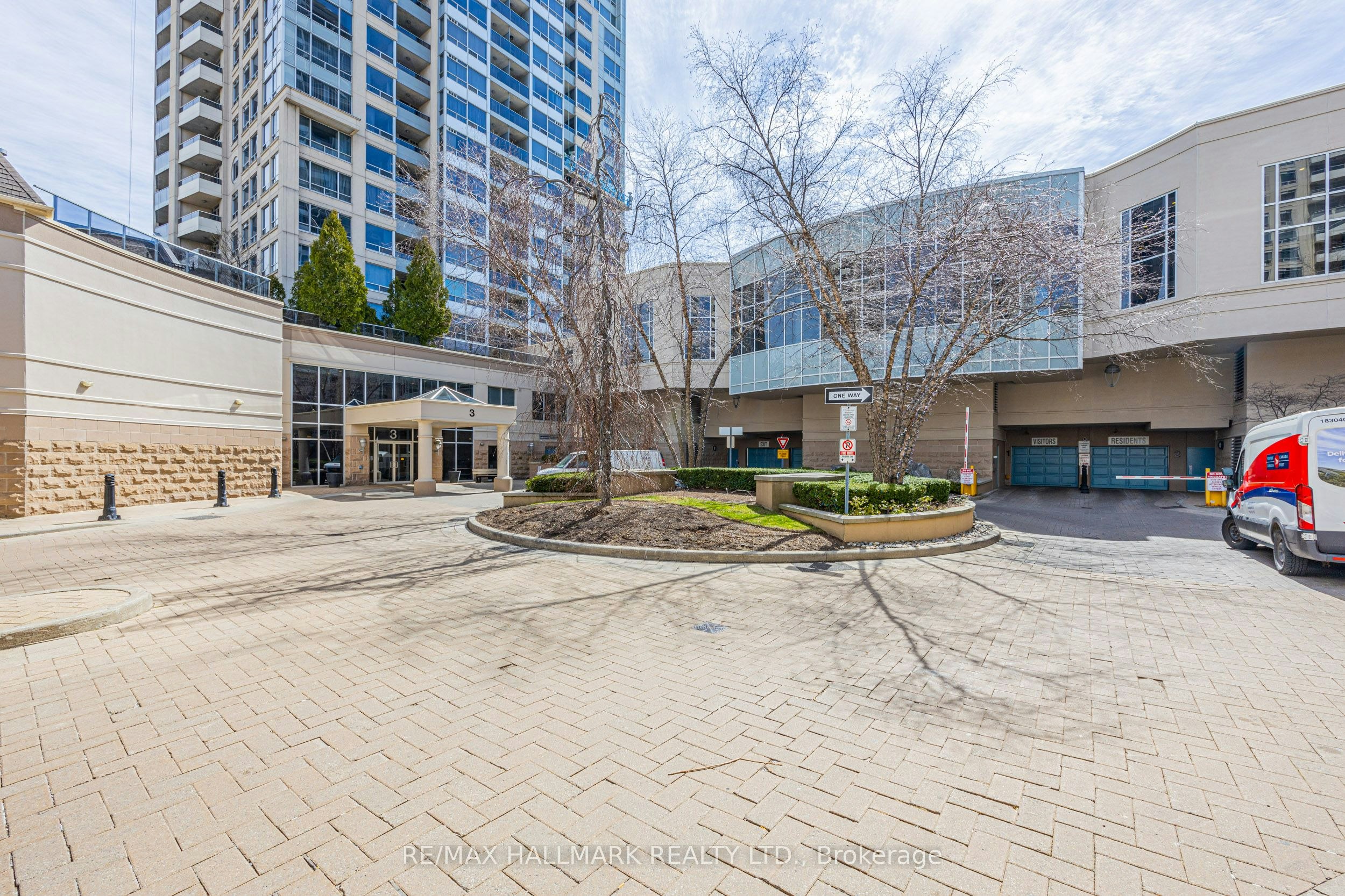 112-3 Rean Drive, Toronto, ON, M2K 3C2 - 27