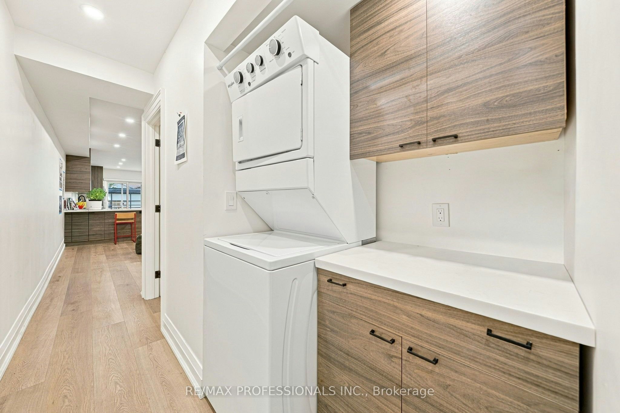 2nd Flr-134 Argyle Street, Toronto, ON, M6J 1N9 - 17