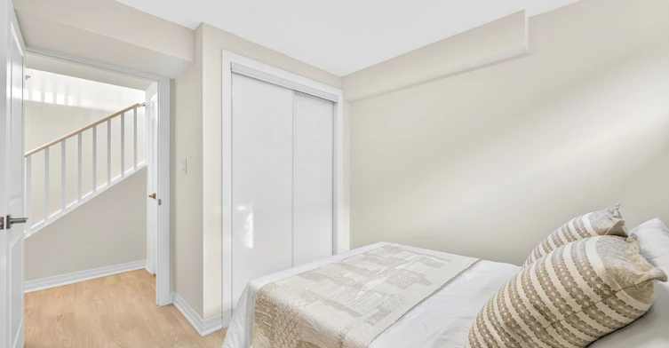 R - GARDEN-5 Hopperton Drive, Toronto, ON, M2L 2S5 - 33