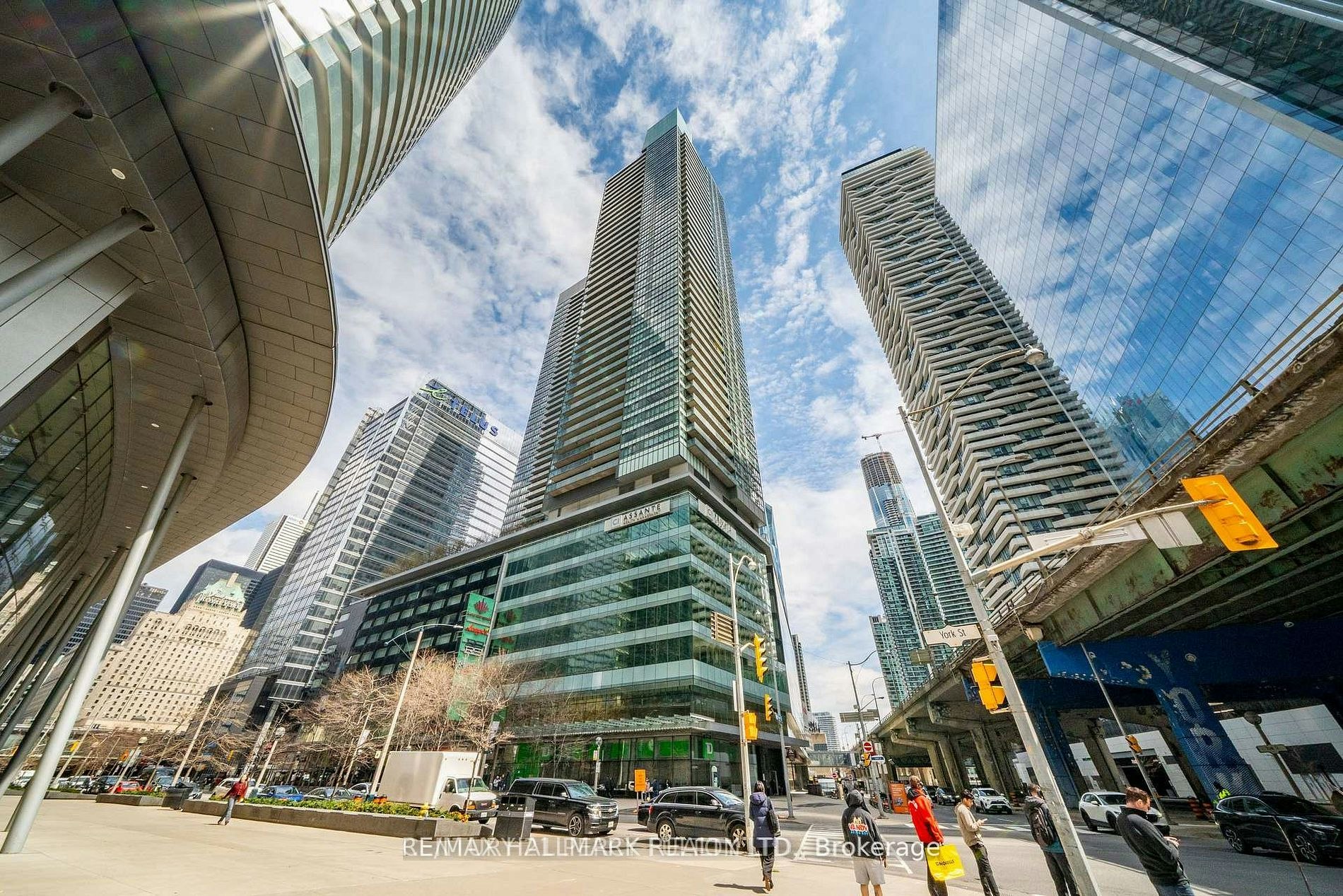 3905-55 Bremner Boulevard, Toronto, ON, M5J 0A6 - 2