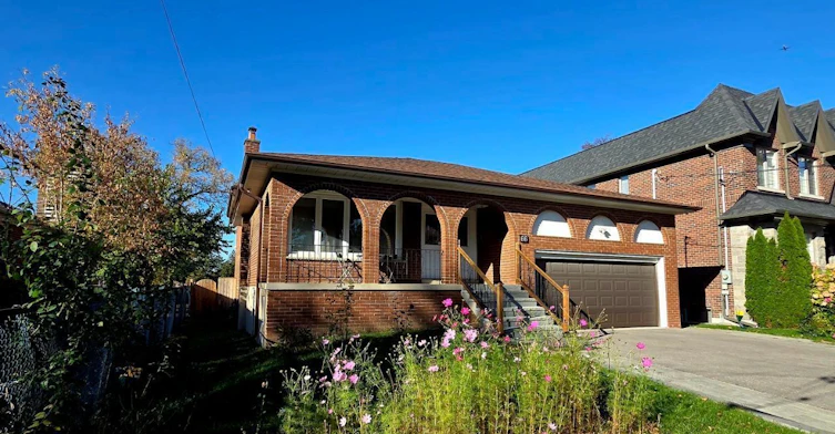 Upper-66 Moore Park Avenue, Toronto, ON, M2M 1M9 - 2