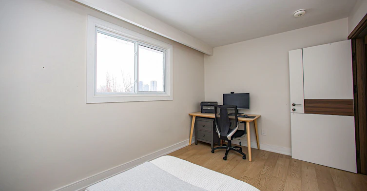 Upper-66 Moore Park Avenue, Toronto, ON, M2M 1M9 - 48