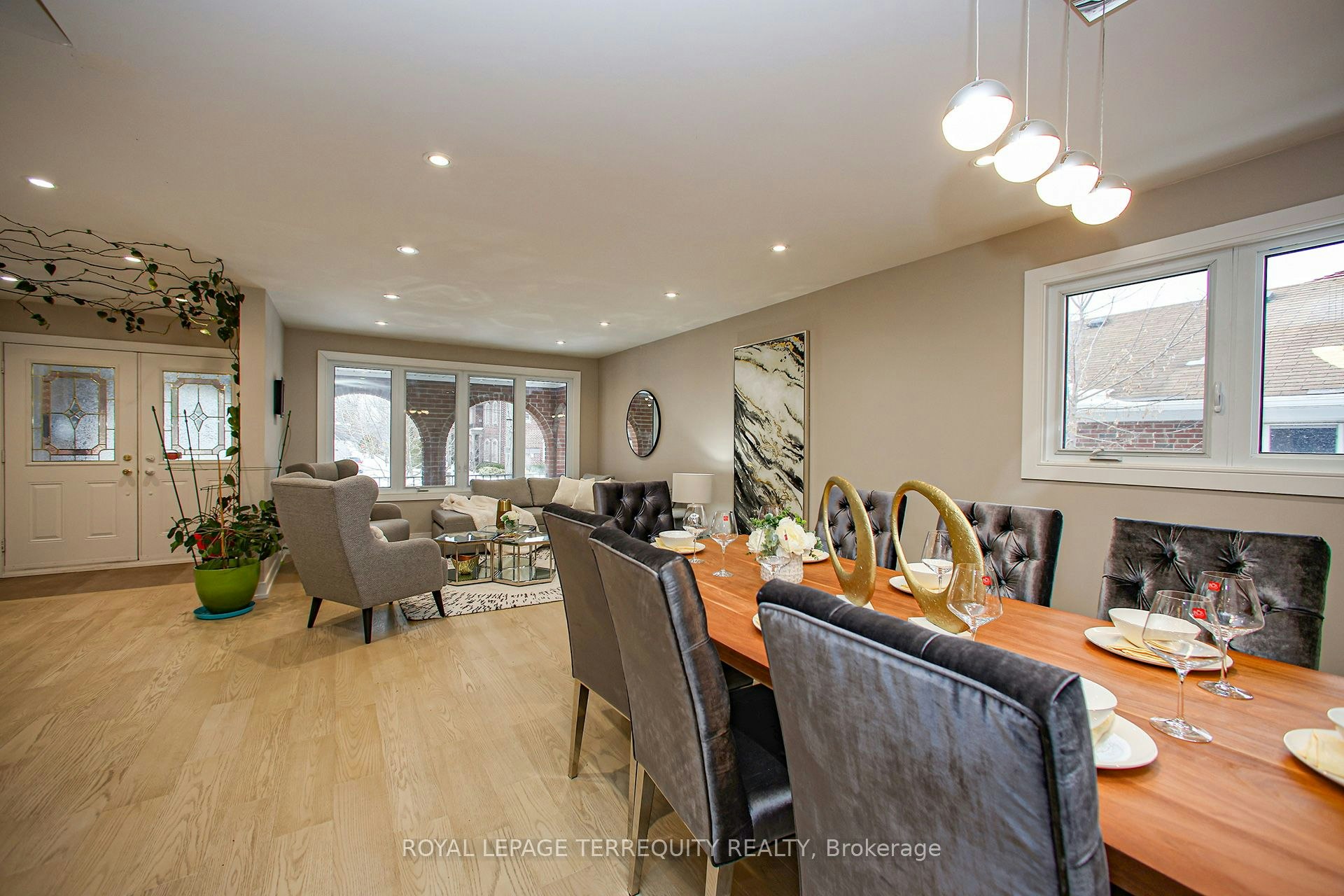 Upper-66 Moore Park Avenue, Toronto, ON, M2M 1M9 - 10