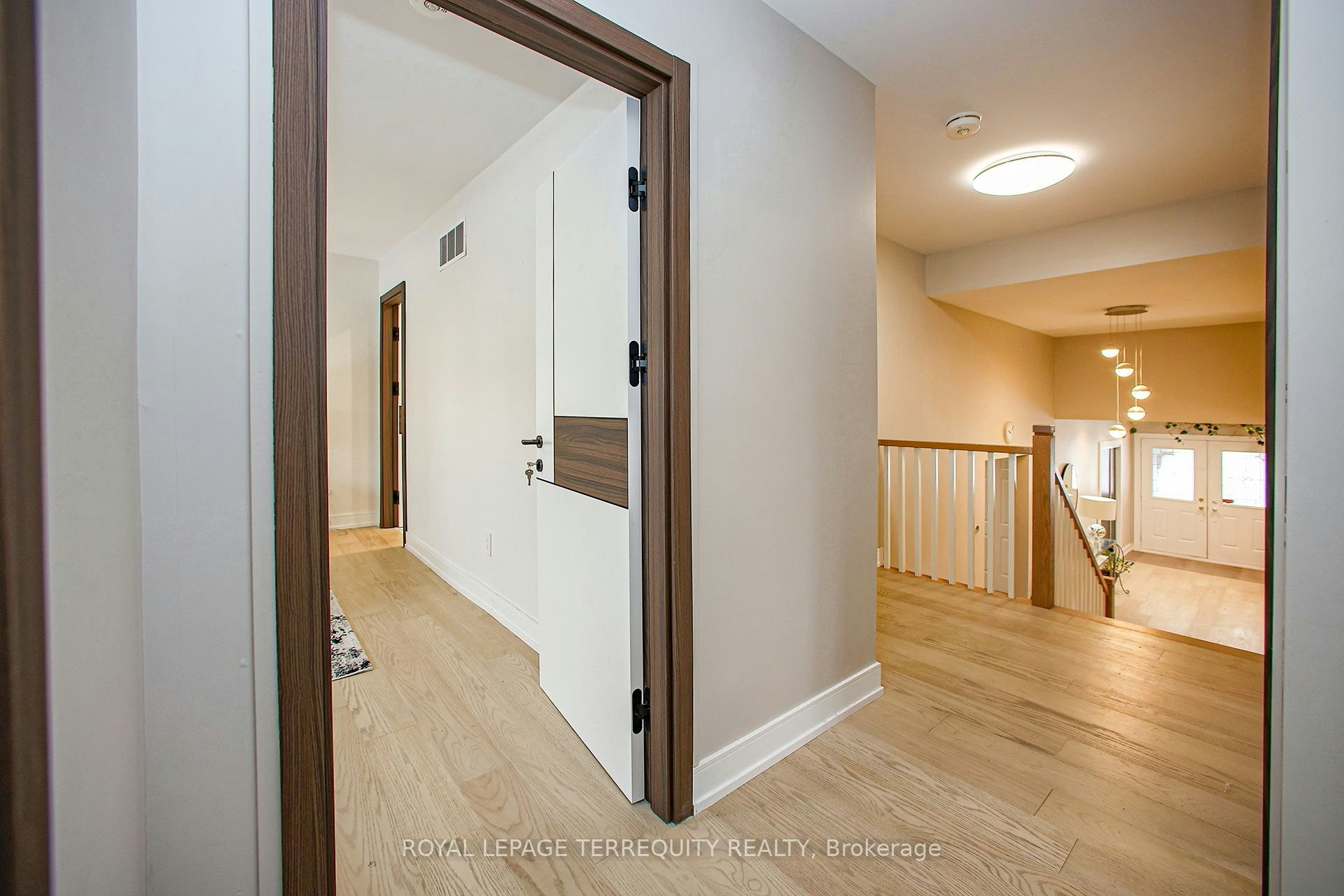 Upper-66 Moore Park Avenue, Toronto, ON, M2M 1M9 - 35
