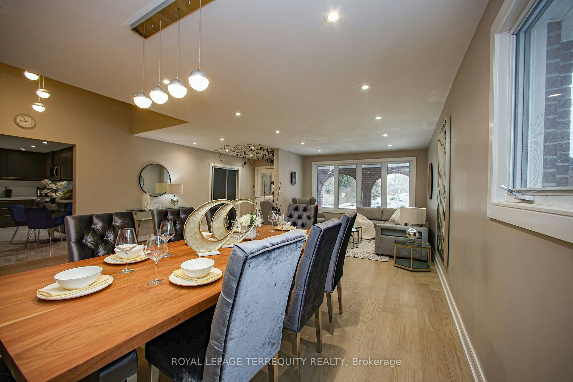 Upper-66 Moore Park Avenue, Toronto, ON, M2M 1M9 - 11
