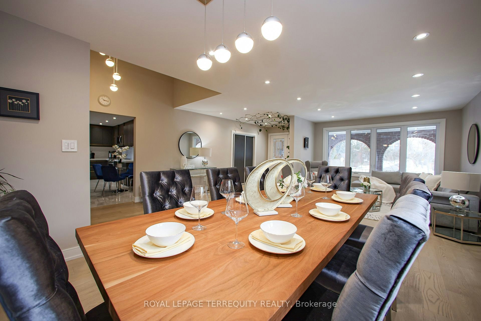 Upper-66 Moore Park Avenue, Toronto, ON, M2M 1M9 - 15