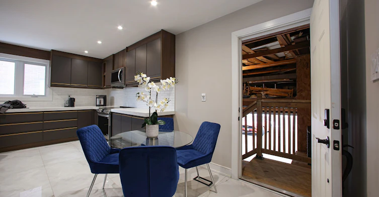 Upper-66 Moore Park Avenue, Toronto, ON, M2M 1M9 - 22