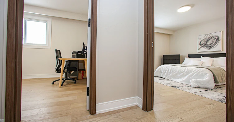 Upper-66 Moore Park Avenue, Toronto, ON, M2M 1M9 - 34