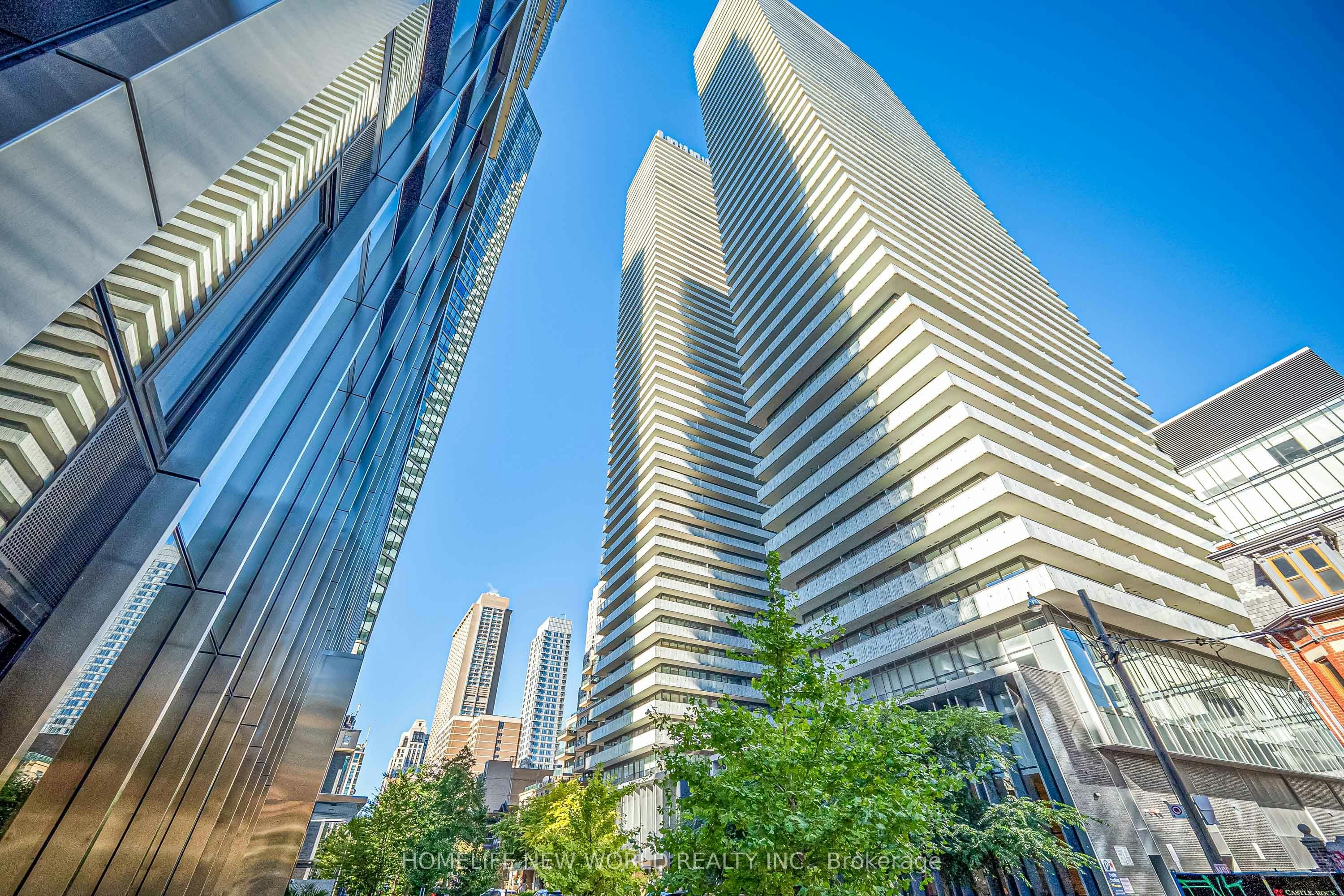 5603-42 Charles Street E, Toronto, ON, M4Y 1T4