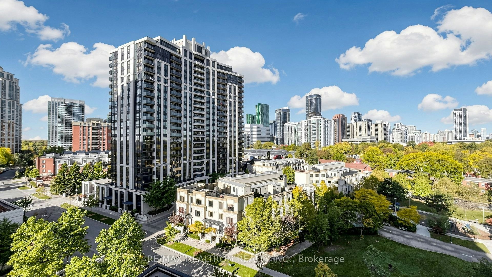 818-100 Harrison Garden Boulevard, Toronto, ON, M2N 0C2