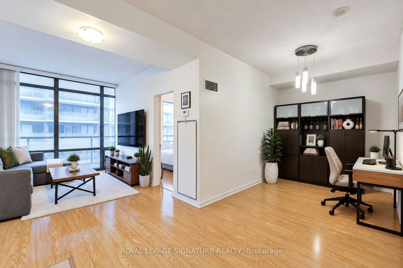 2709-37 Grosvenor Street, Toronto, ON, M4Y 3G5
