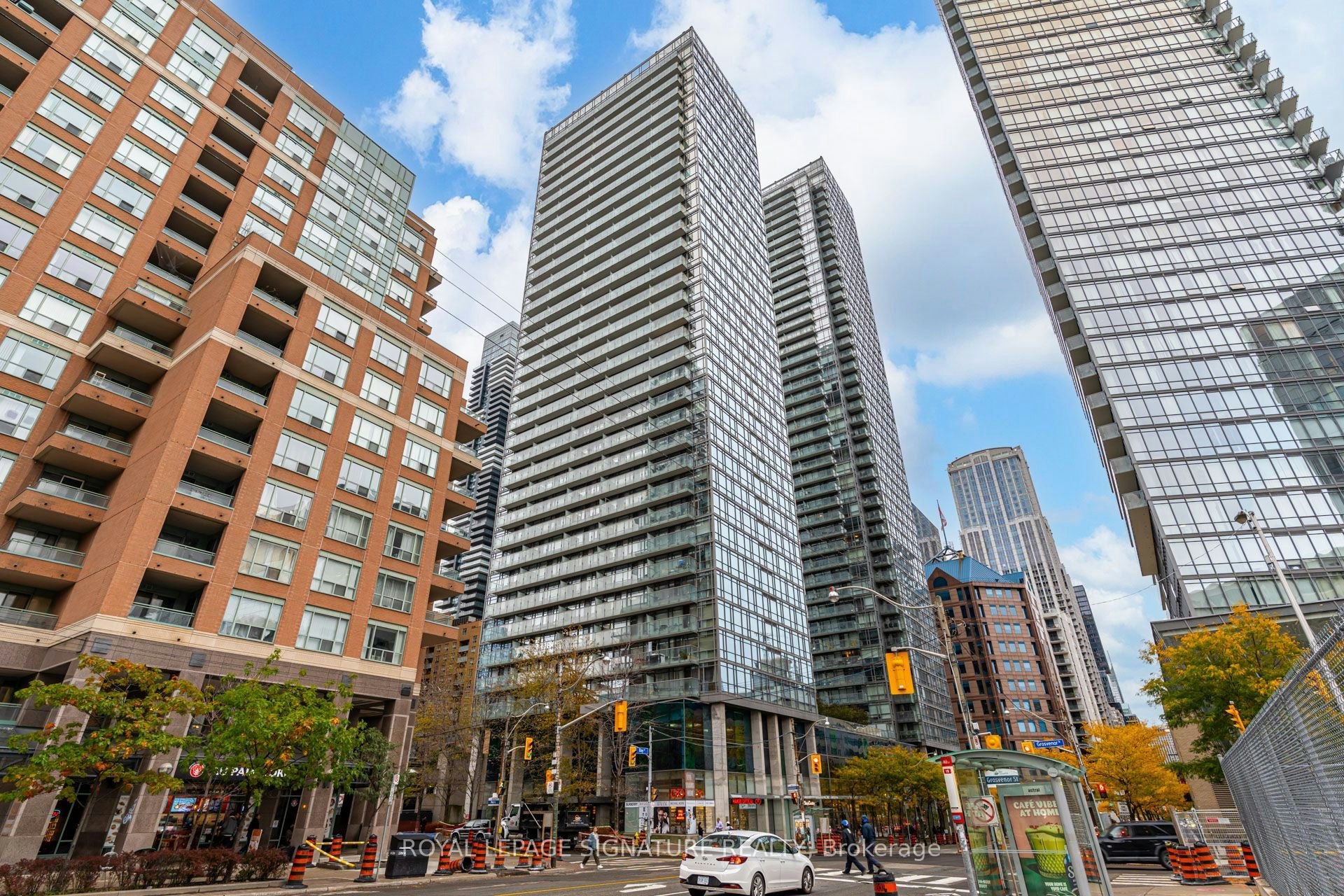 2709-37 Grosvenor Street, Toronto, ON, M4Y 3G5 - 2