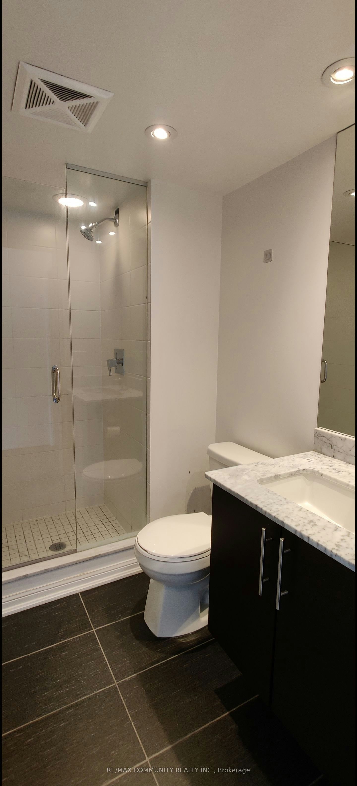 1919-35 Bastion Street, Toronto, ON, M5V 0C2 - 4