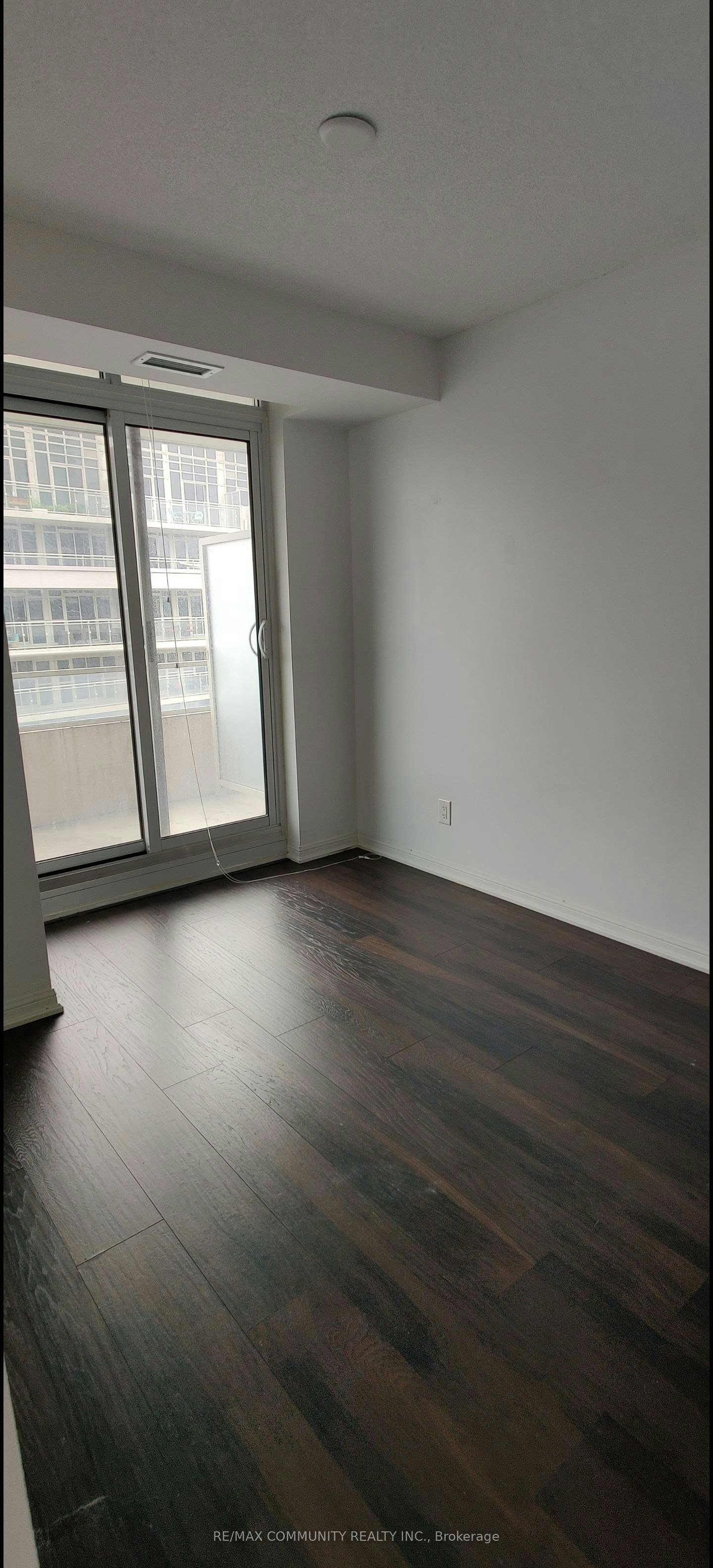 1919-35 Bastion Street, Toronto, ON, M5V 0C2 - 9