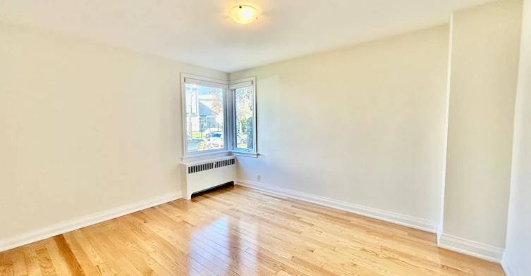 3-5 Warwick Avenue, Toronto, ON, M6C 1T5 - 11