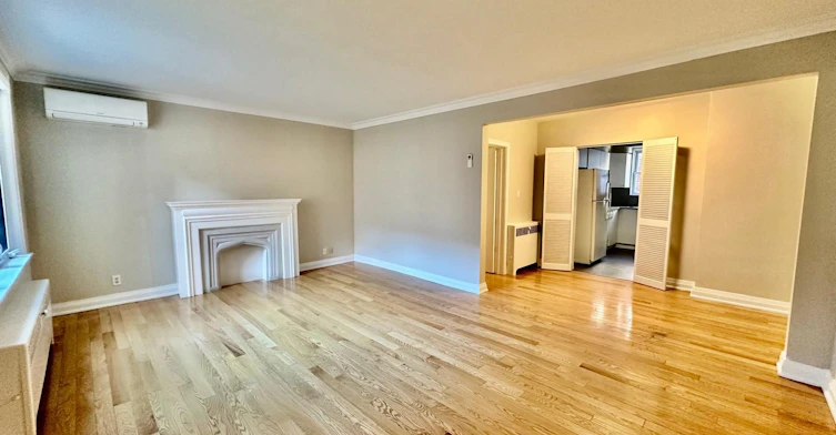 3-5 Warwick Avenue, Toronto, ON, M6C 1T5 - 3