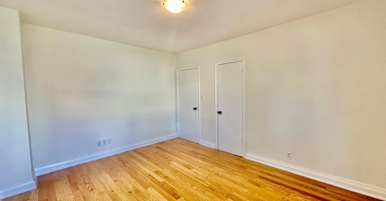 3-5 Warwick Avenue, Toronto, ON, M6C 1T5 - 12