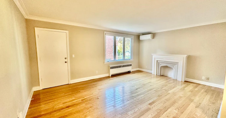 3-5 Warwick Avenue, Toronto, ON, M6C 1T5 - 2