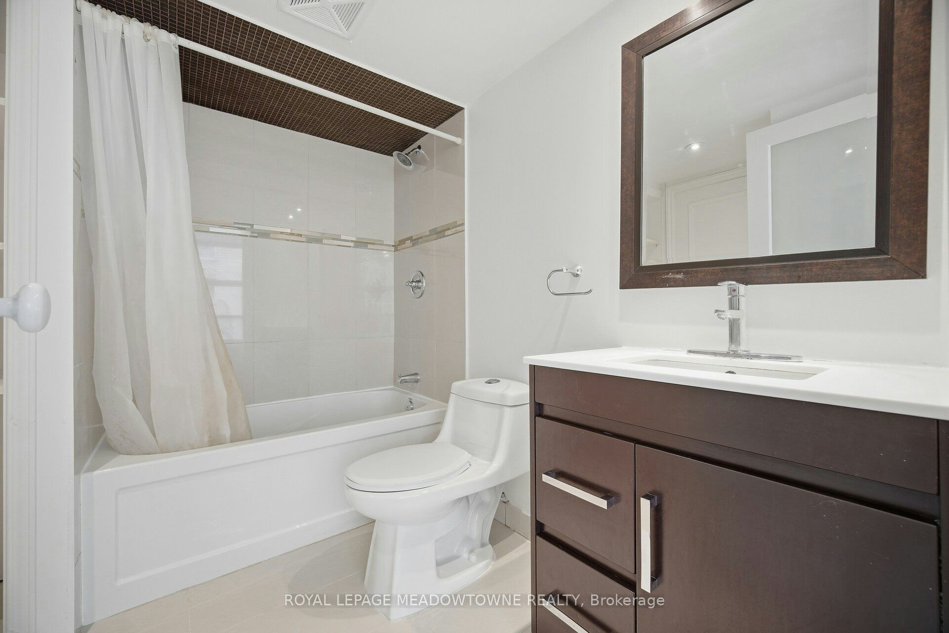 610-82 Lombard Street, Toronto, ON, M5C 2S8 - 20