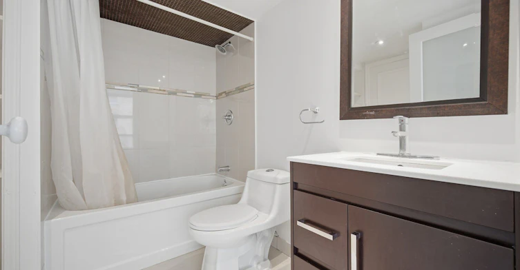 610-82 Lombard Street, Toronto, ON, M5C 2S8 - 20