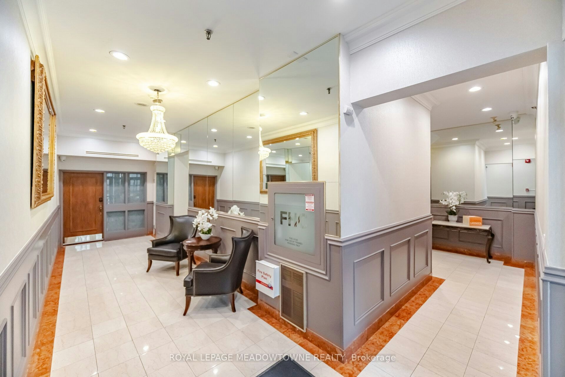 610-82 Lombard Street, Toronto, ON, M5C 2S8 - 6