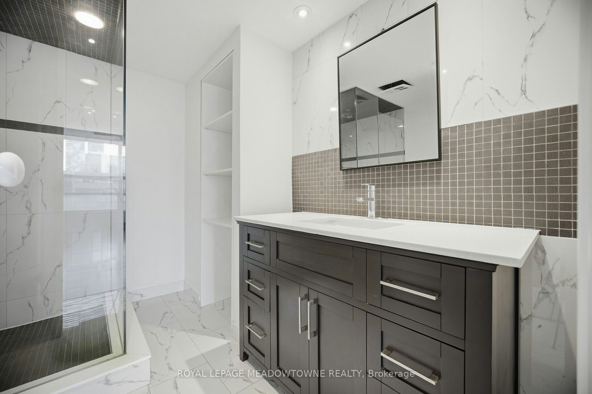 610-82 Lombard Street, Toronto, ON, M5C 2S8 - 27