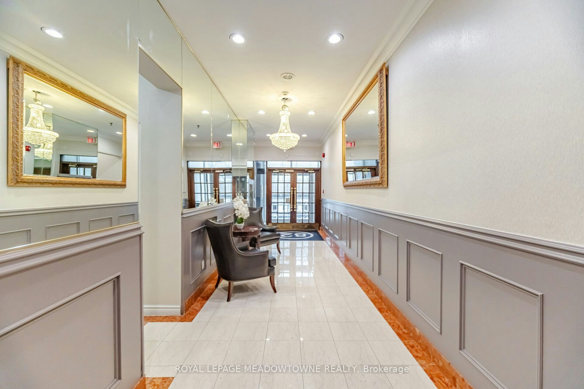 610-82 Lombard Street, Toronto, ON, M5C 2S8 - 5