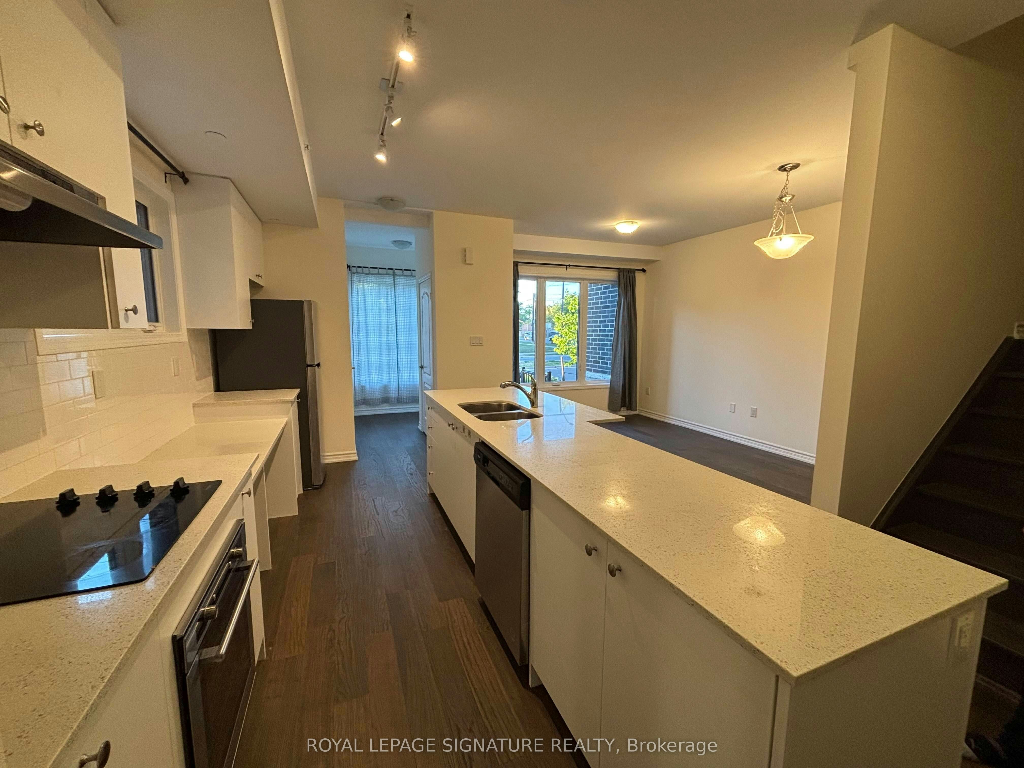 1B Clintwood Gate, Toronto, ON, M3A 0A8 - 5