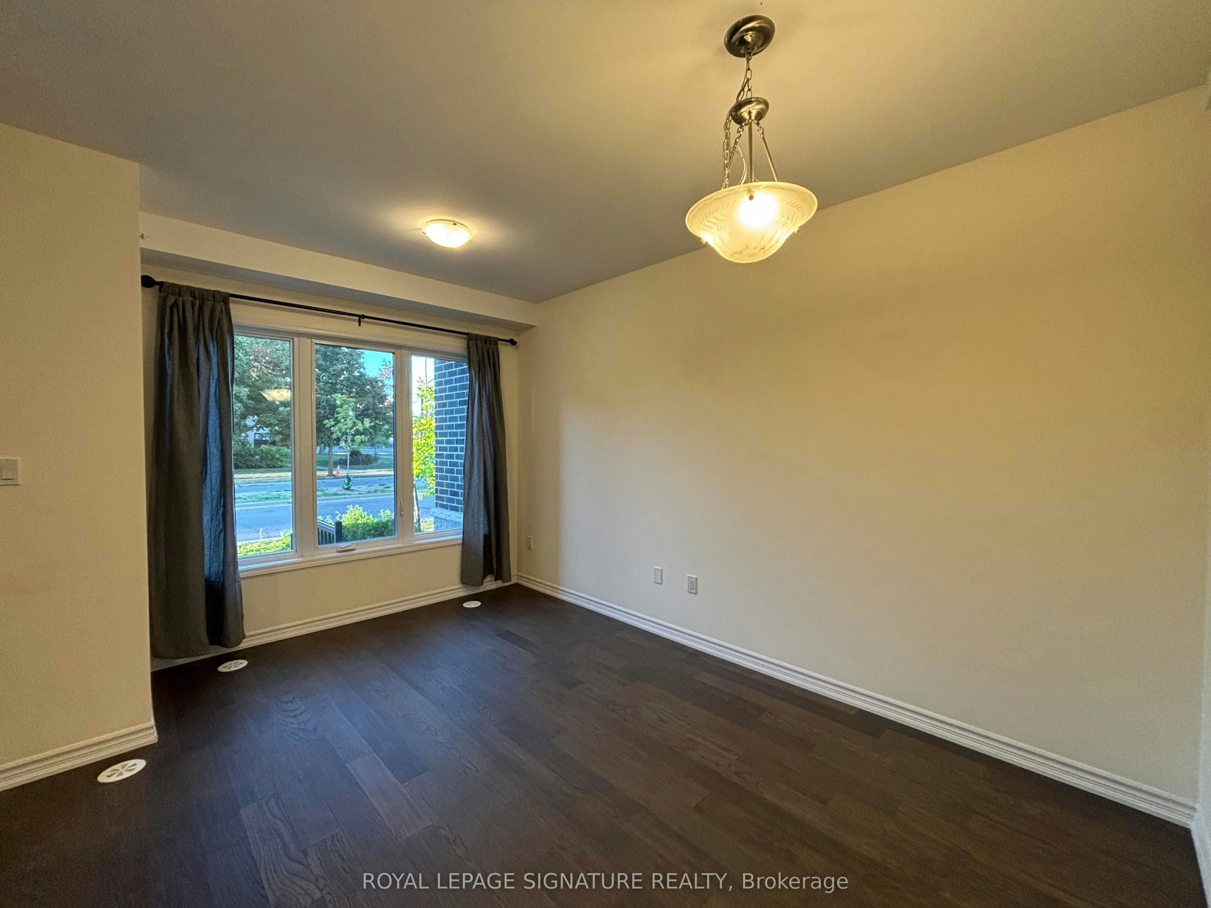 1B Clintwood Gate, Toronto, ON, M3A 0A8 - 3