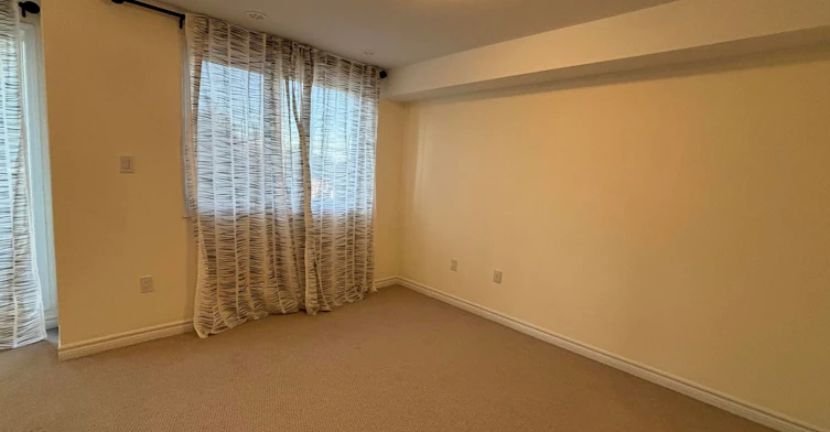 1B Clintwood Gate, Toronto, ON, M3A 0A8 - 8