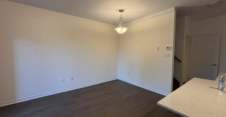 1B Clintwood Gate, Toronto, ON, M3A 0A8 - 2