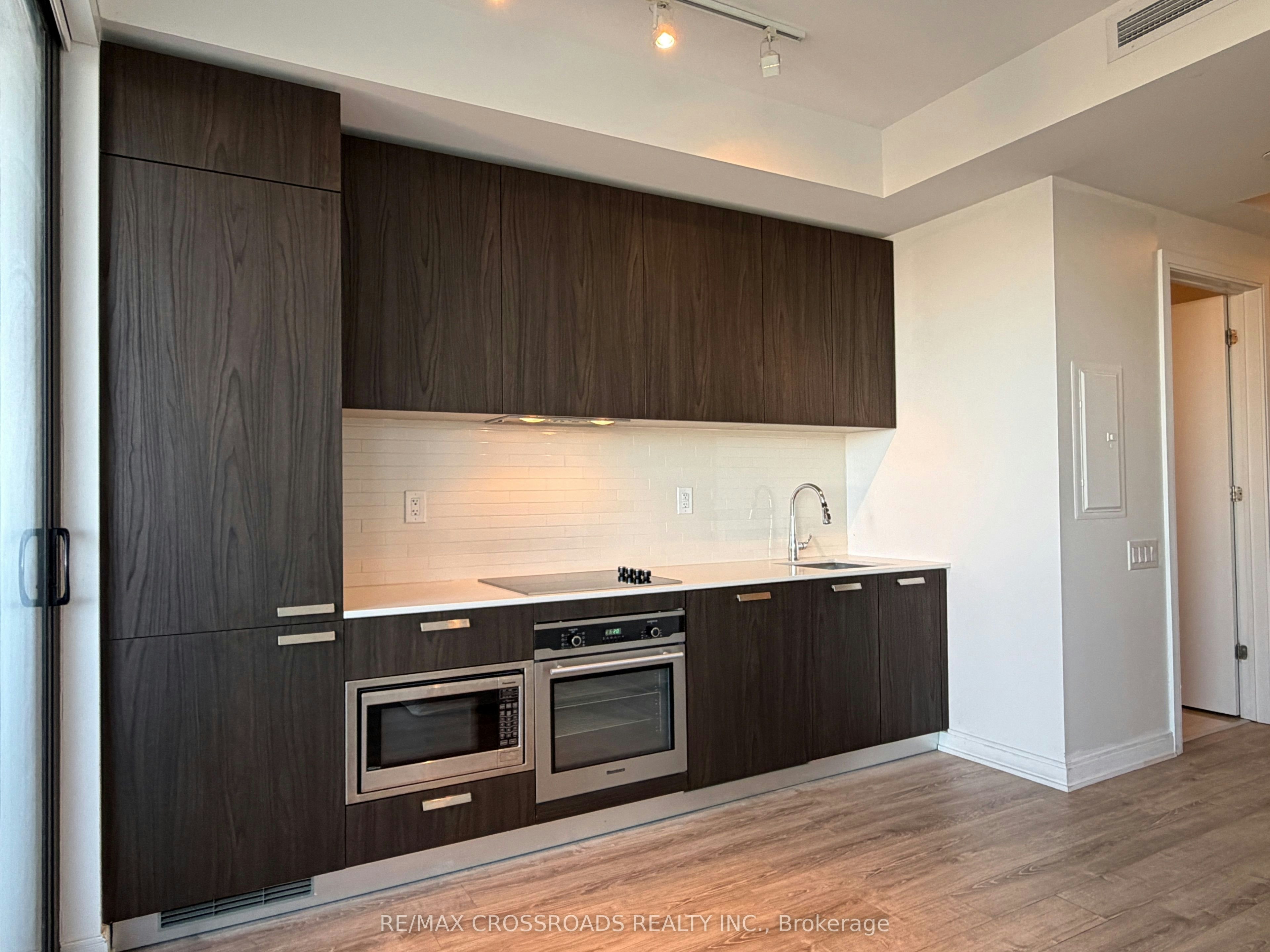 2713-50 Charles Street E, Toronto, ON, M4Y 0C3 - 14