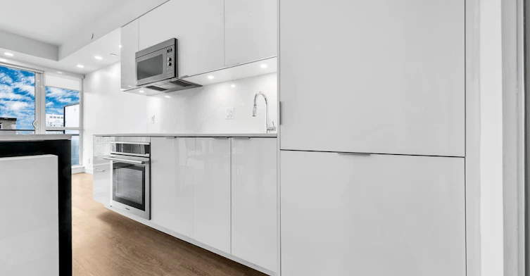 1105-609 Avenue Road, Toronto, ON, M5R 3R9 - 4