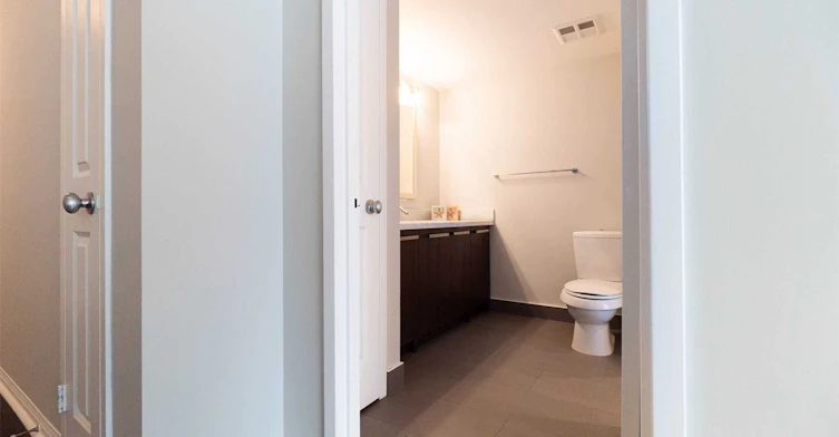 401-11 St Joseph Street, Toronto, ON, M4Y 3G4 - 12