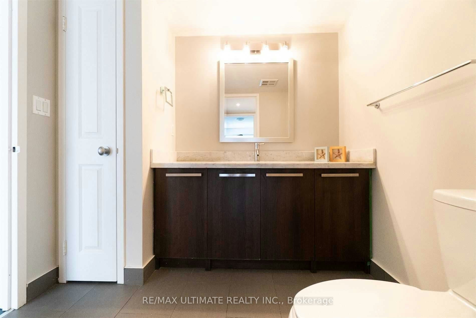 401-11 St Joseph Street, Toronto, ON, M4Y 3G4 - 13
